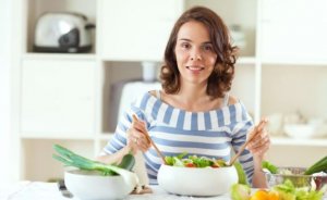 The Truth About Superfood Products: Marketing or Reality?