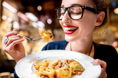 Woman eating carbohydrates