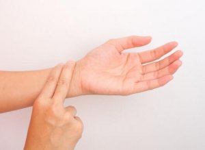 Tips to Measure and Control your Heart Rate