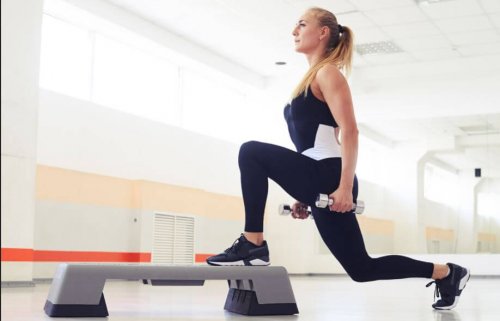 Step lunge with weights.