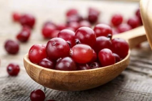 The Properties and Benefits of Cranberries