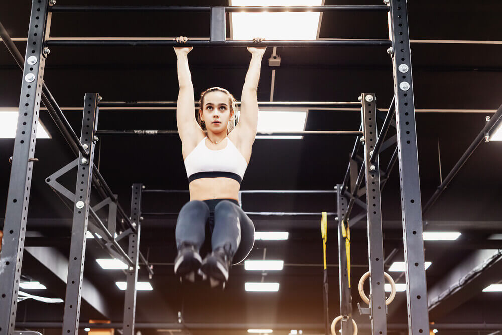bar leg lifts 3