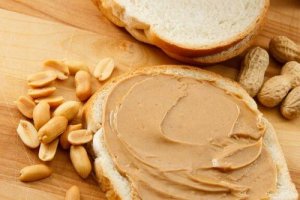 How Peanut Butter Is a Sports Superfood