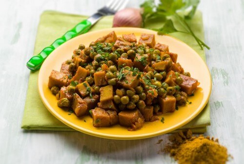 Seitan and green peas