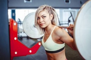 Barbell Squats to Strengthen Your Lower Body