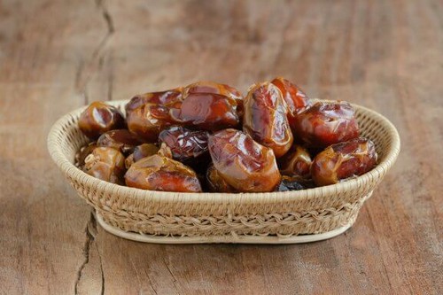 How Dates Can Improve Athletic Performance