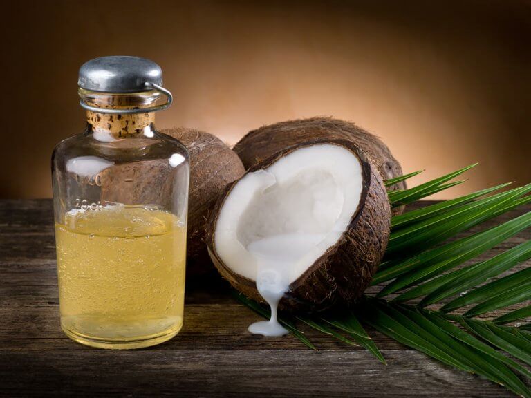 4 Ways to Lose Weight with Coconut Oil