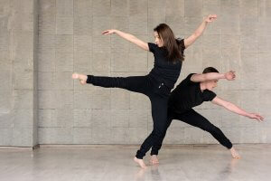 Connect Your Body and Soul in Contemporary Dance
