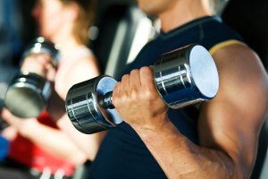 Lifting weights: bicep training