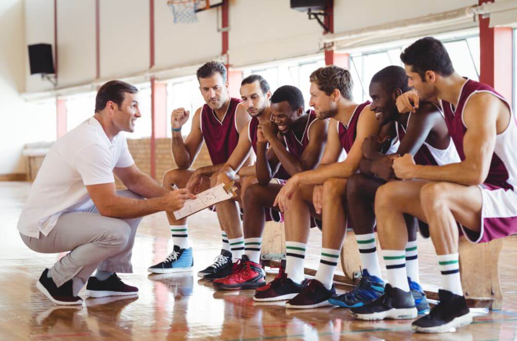 Competitiveness and Cooperation in Sports - Fit People