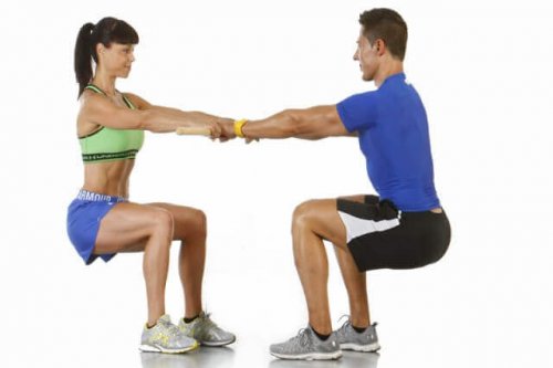Couple squats are a great option to strengthen your leg muscles.