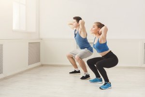 Deep Squat: Benefits of Including it in your Workout