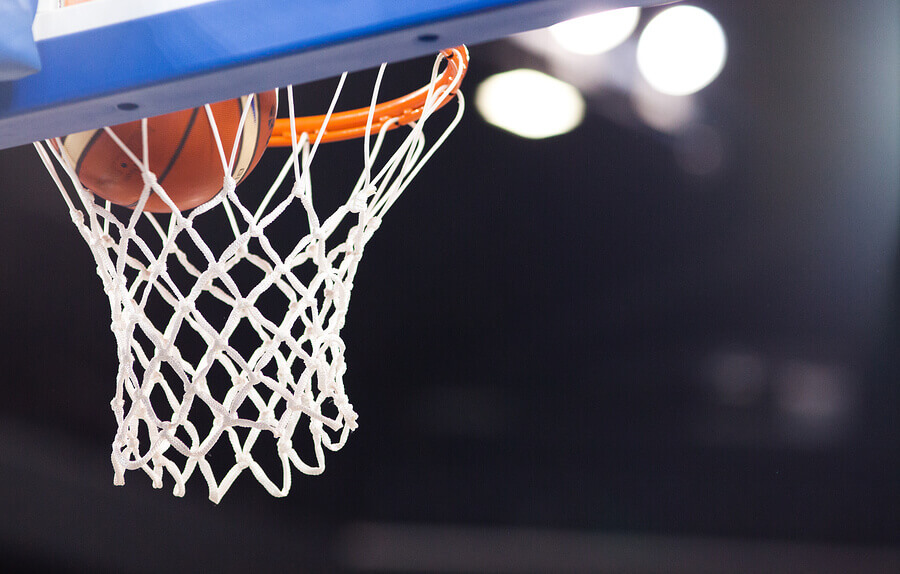 the top basketball scorer went down in history