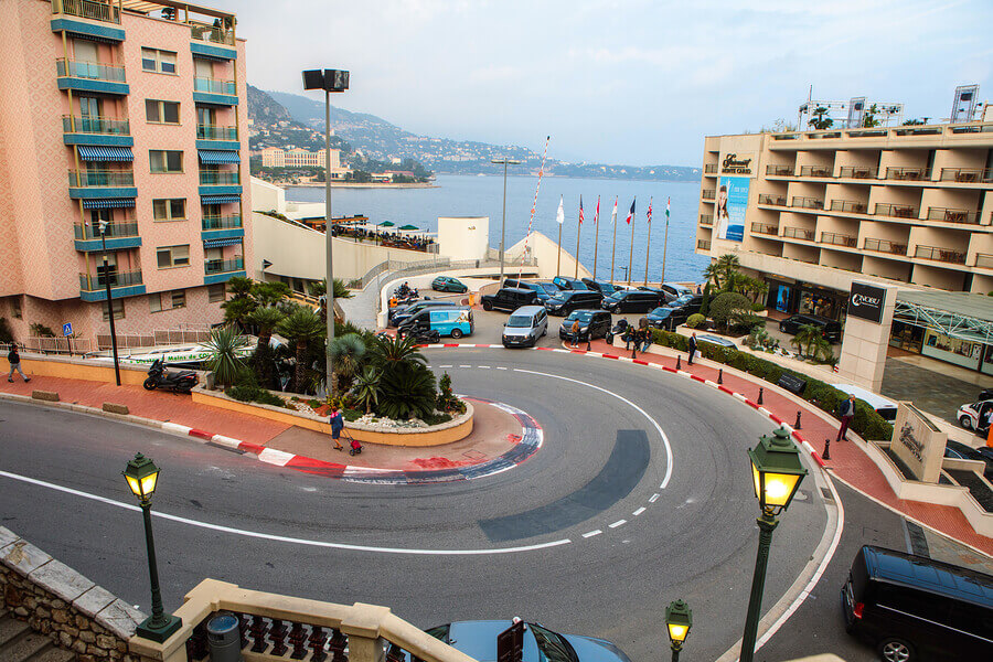 Photot of Monaco racetrack which is being described in this section about Formula One racetracks