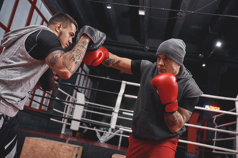 Boxing is a very effective physical activity, because of the number of muscles that your practice demands.