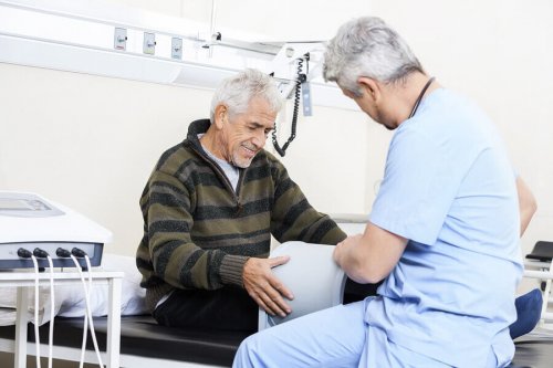 Magnetic therapy and physiotherapy in older patients.
