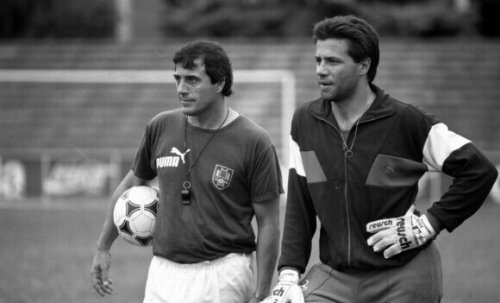 Oscar Washington Tabarez with a teammate.