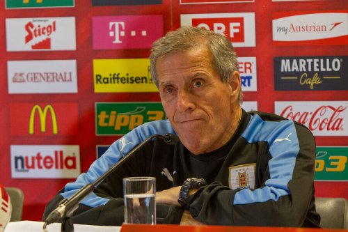 Oscar Washington Tabarez at a press conference.