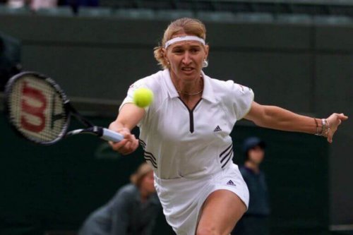 Steffi Graf, on of the best women tennis players on the court supporting text
