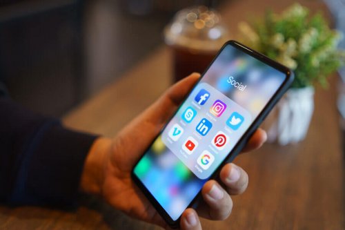 Risks of Using Social Networks for Athletes