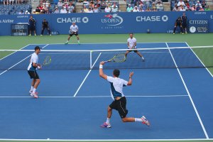 Differences Between Tennis Doubles and Tennis Singles