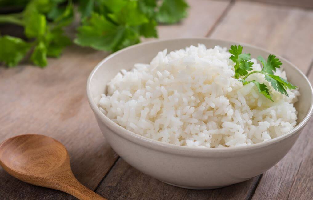 A bowl of white rice.