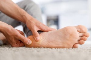 Heel Spur: Symptoms and Treatment