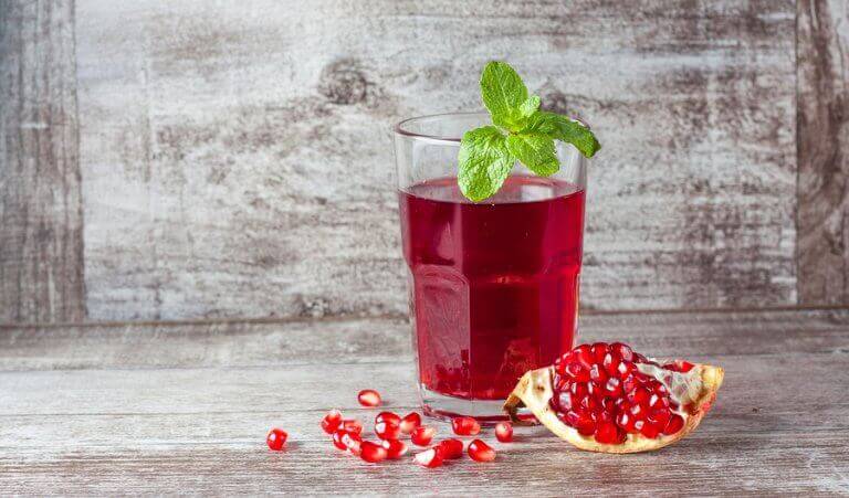 Can Pomegranates Prevent Muscle Damage?