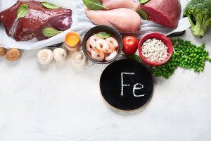 A selection of foods rich in iron for physical exercise.