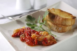 Esgarrat, one of the most delicious summer recipes you can make at home.