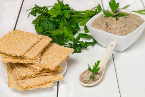 Sardine pate and crackers.