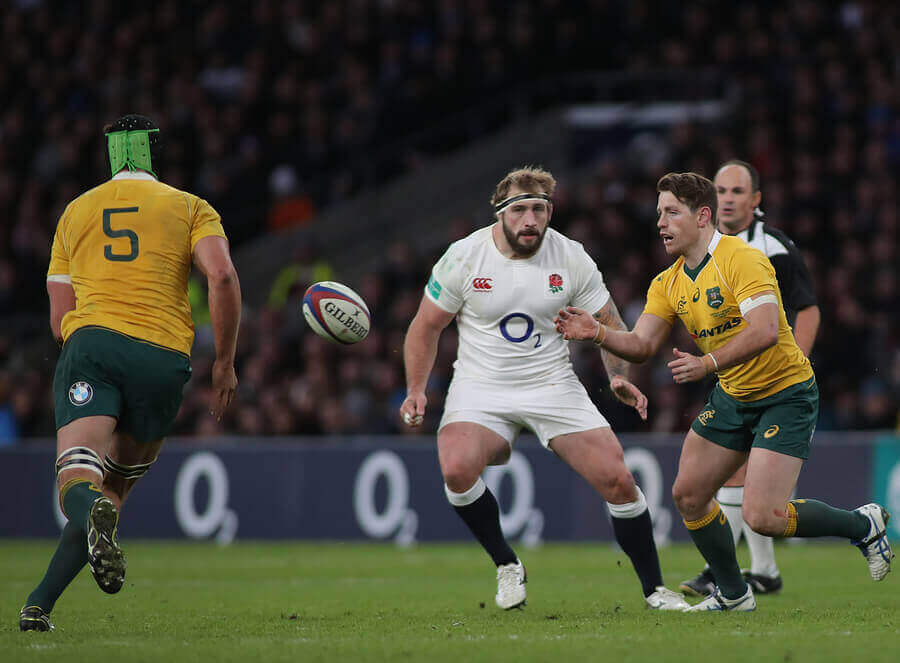 Australia playing against England during a Rugby World Cup