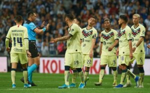 A game involving Club América, one of the greatest Mexican soccer teams.