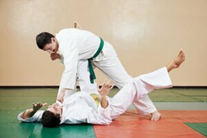 Someone winning at Taekwondo.
