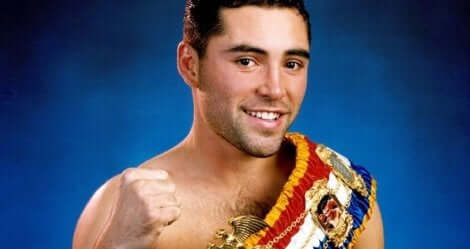 Oscar de la Hoya, one of the top 5 boxers with the most titles.