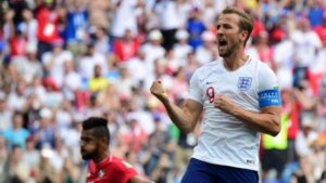 Harry Kane playing for England.