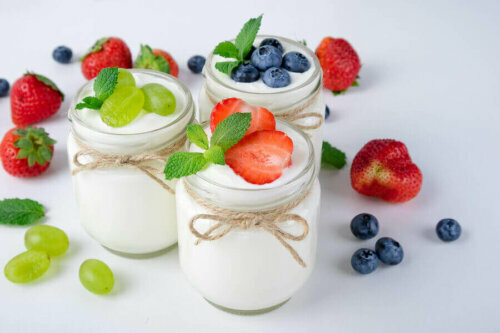 Natural yogurt with berries on top.