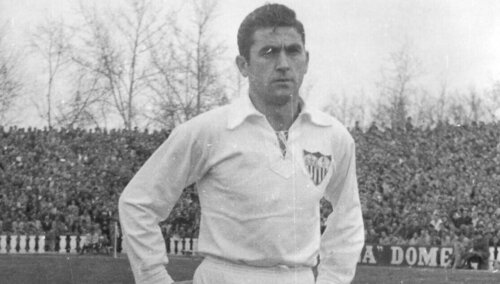 Juan Arza in Sevilla.