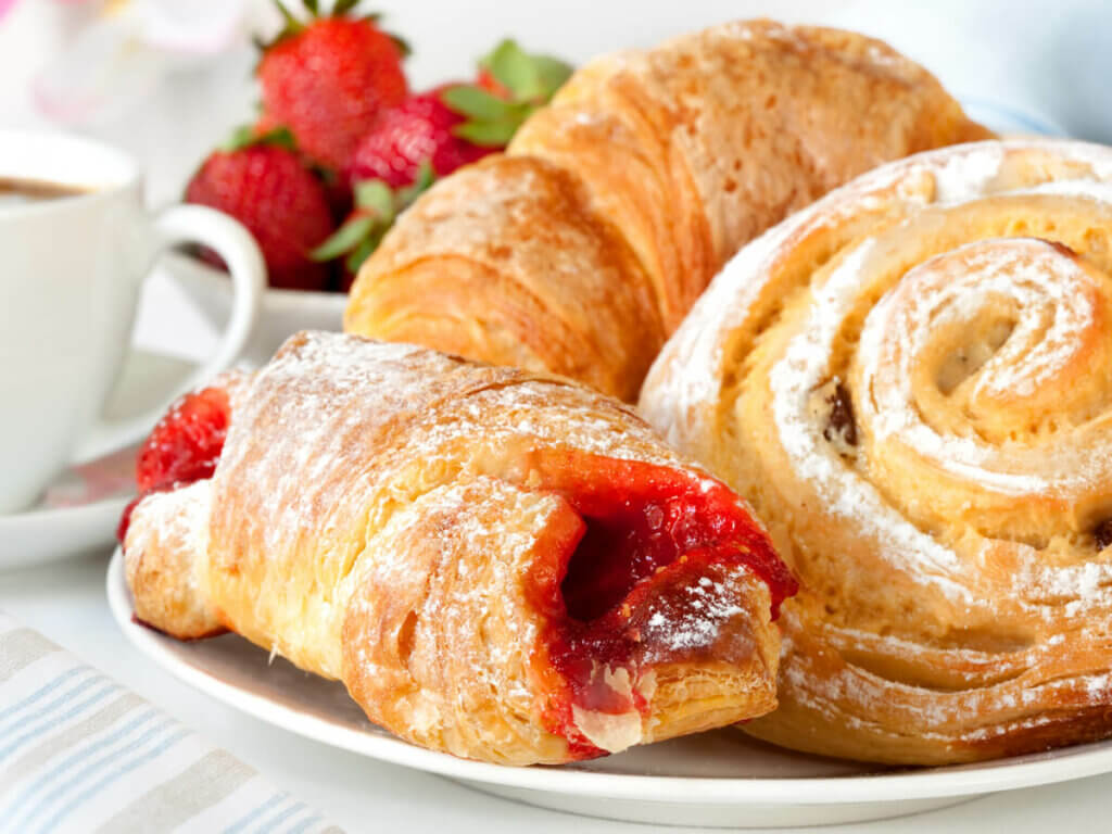 Pastries are not a healthy breakfast choice