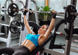 4 Mistakes Women Make When Building Muscle