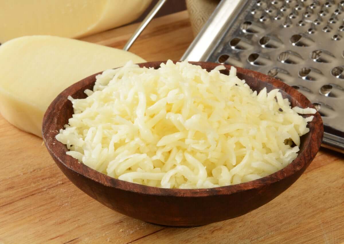 Some mozarella cheese.
